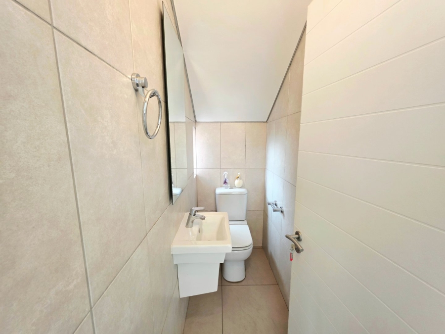 3 Bedroom Property for Sale in Wild Olive Estate Free State